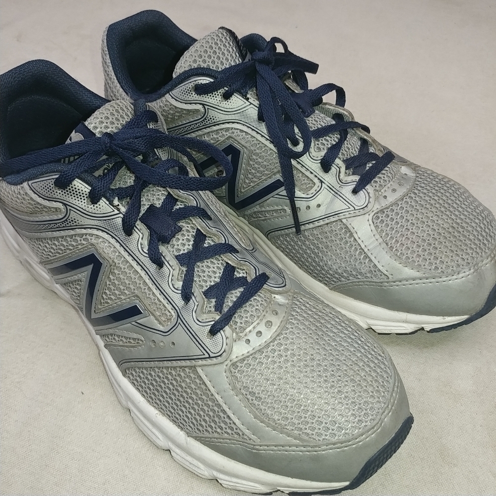 New Balance Men's 460v2 Cushioning Running Shoe sz